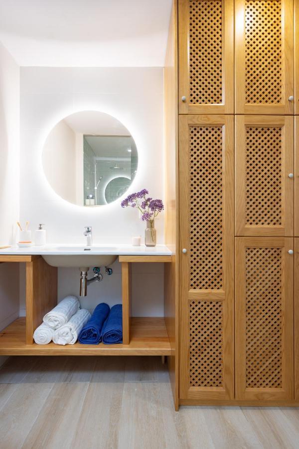 Apartment Home2book Stylish