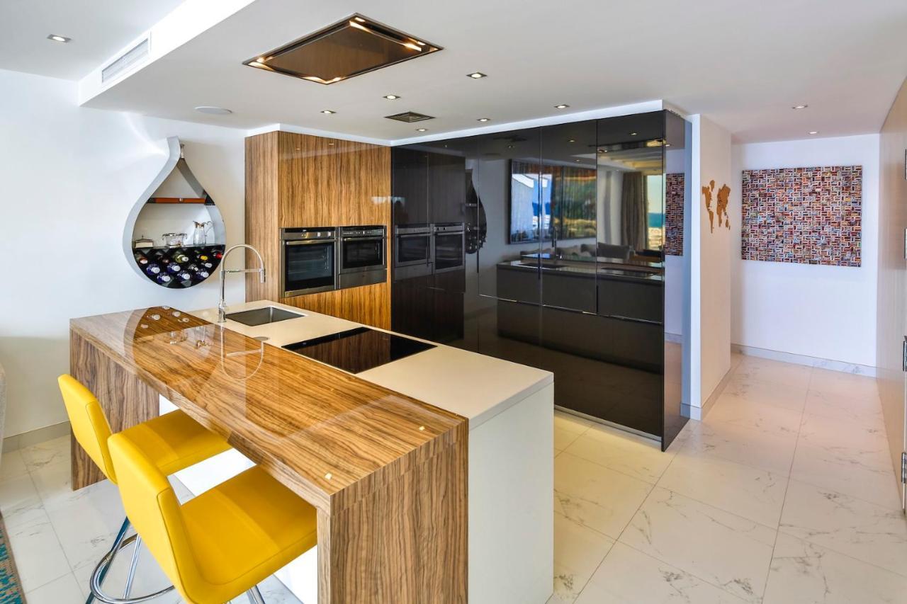 306 -luxury Selection- Puerto Banus Front Line Penthouse Apartment *