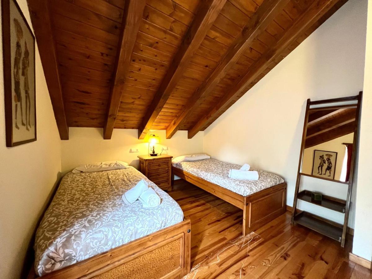 El Duplex De - L'amfitriona * Espot