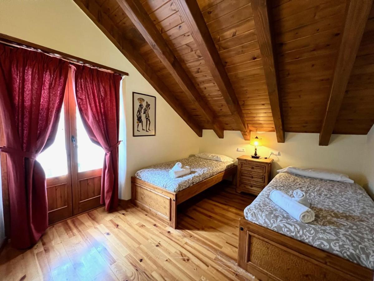 El Duplex De - L'amfitriona Espot