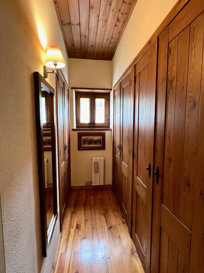 El Duplex De - L'amfitriona * Espot