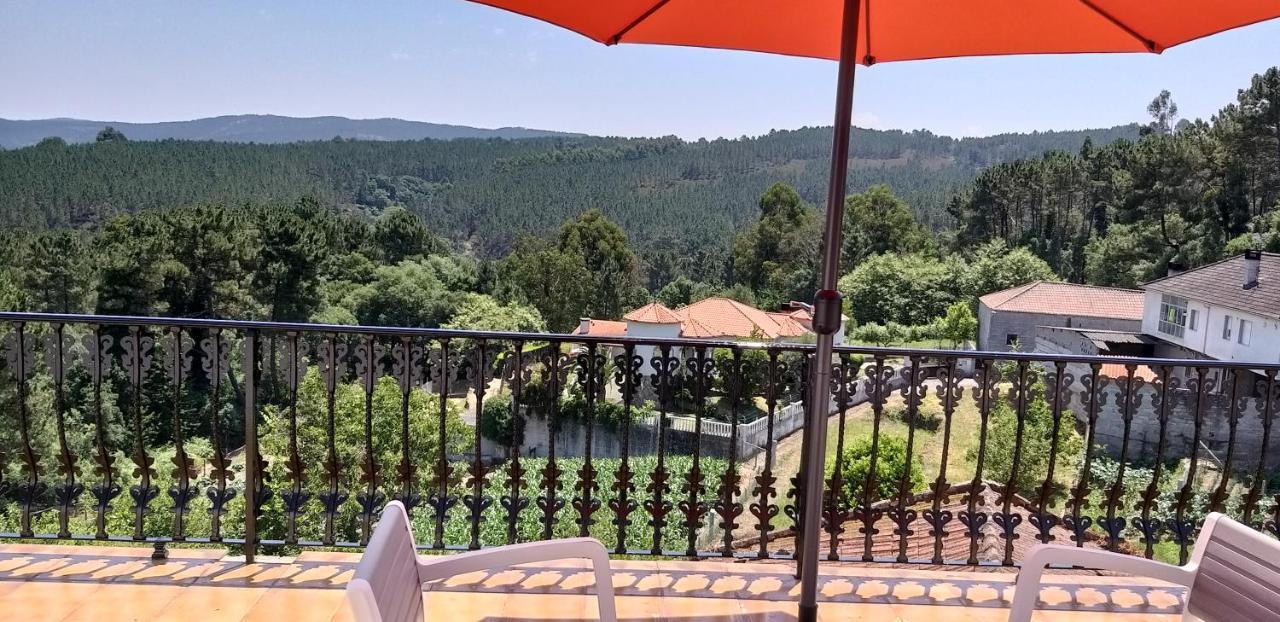 Сasa de vacaciones Casa Con Piscina En Ramiras, Ourense