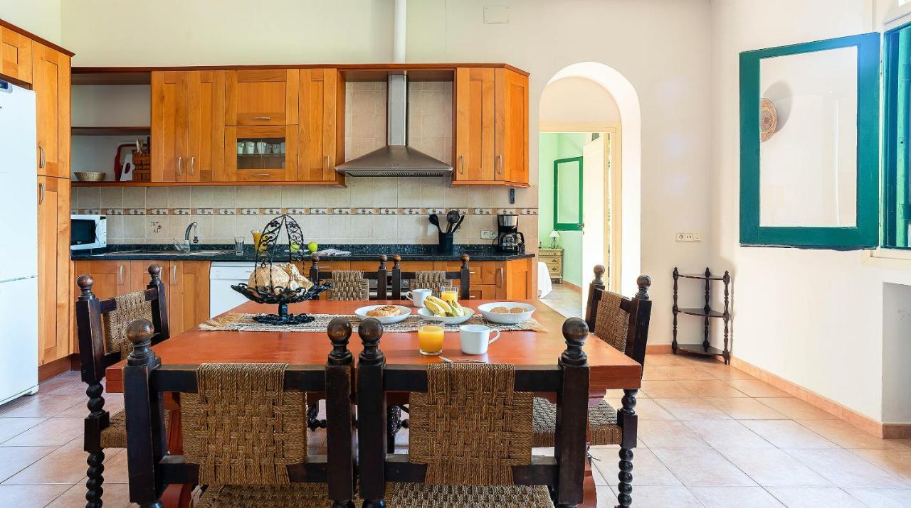 Casa Roura Apartment
