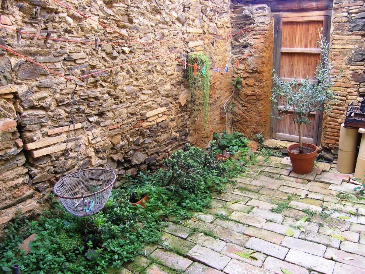 Cal Joanet, Acollidora Caseta A *