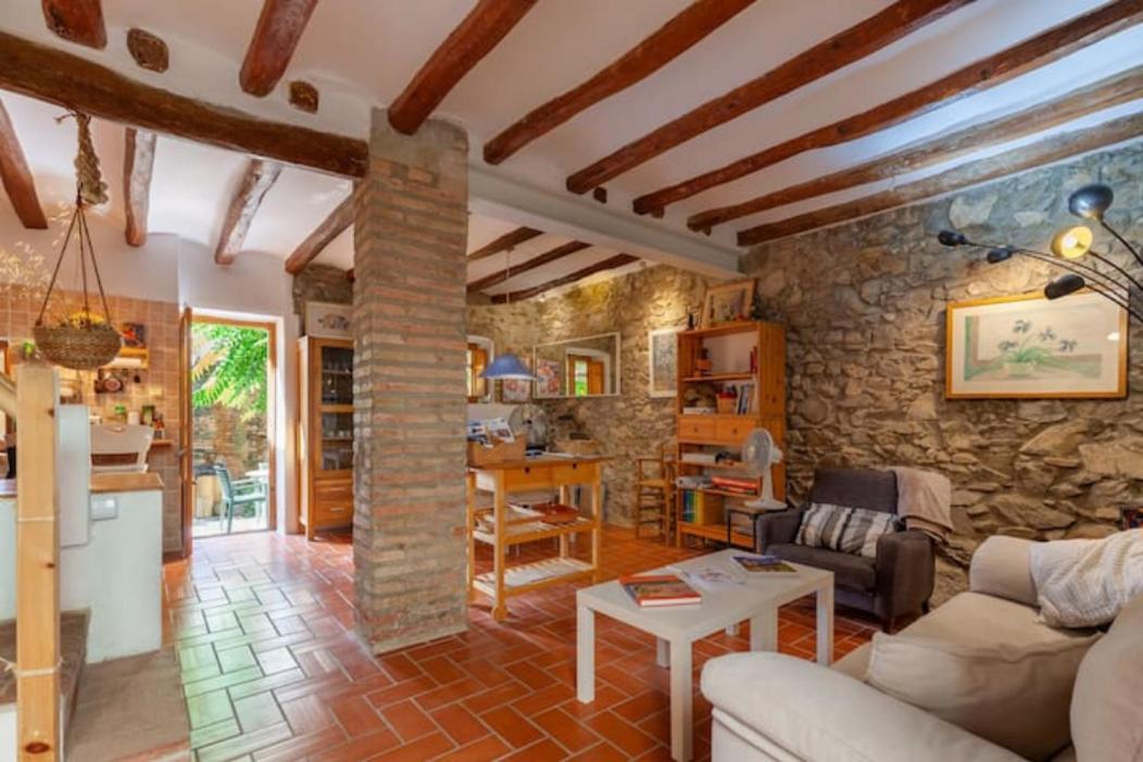 Cal Joanet, Acollidora Caseta A Holiday home *