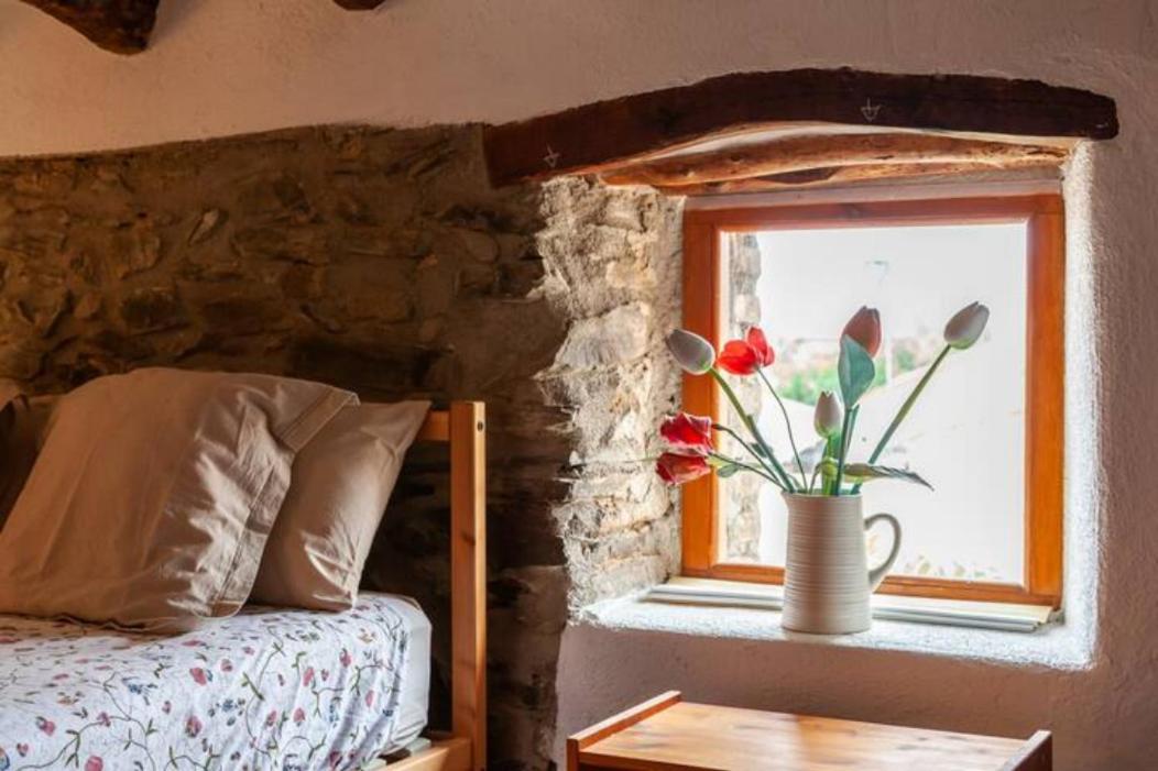 Cal Joanet, Acollidora Caseta A * Gratallops