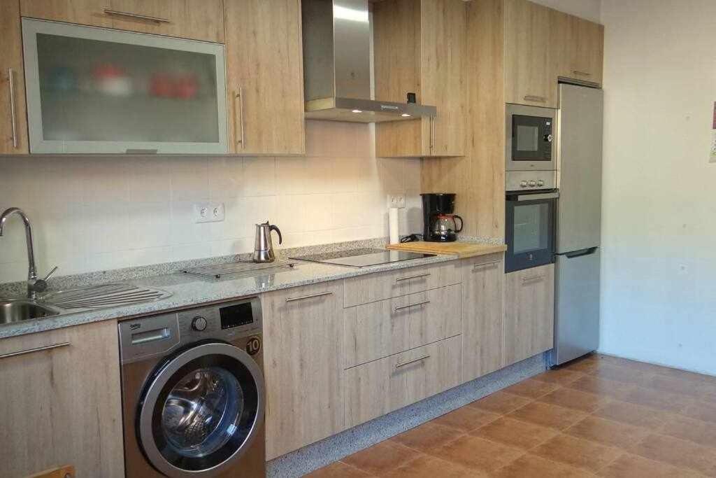 Сasa de vacaciones Recién Restaurada En Canedo Con Terraza