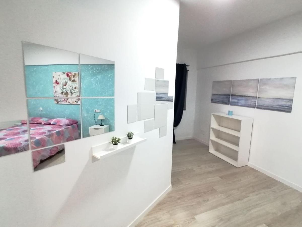 301, 2 Bedrooms, Near Playa De Americas&free Wifi *