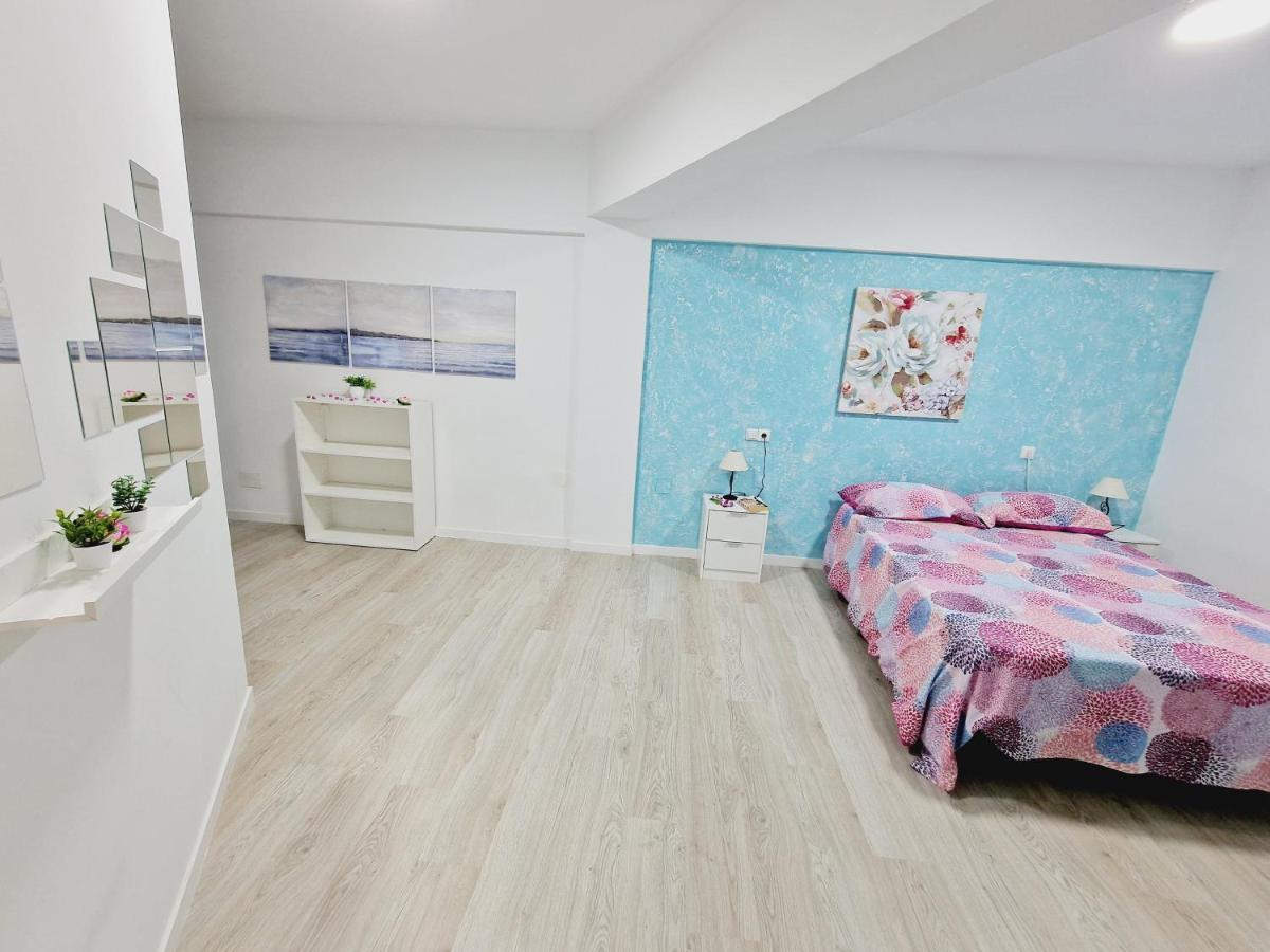 Сasa de vacaciones 301, 2 Bedrooms, Near Playa De Americas&free Wifi *