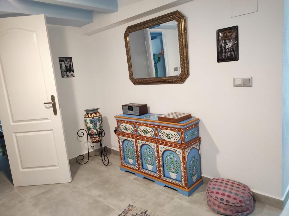 Casa Sonrisa Apartment *