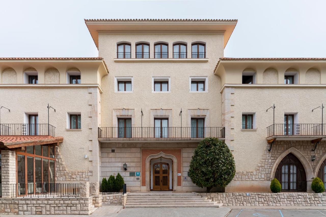 Hotel De 4*