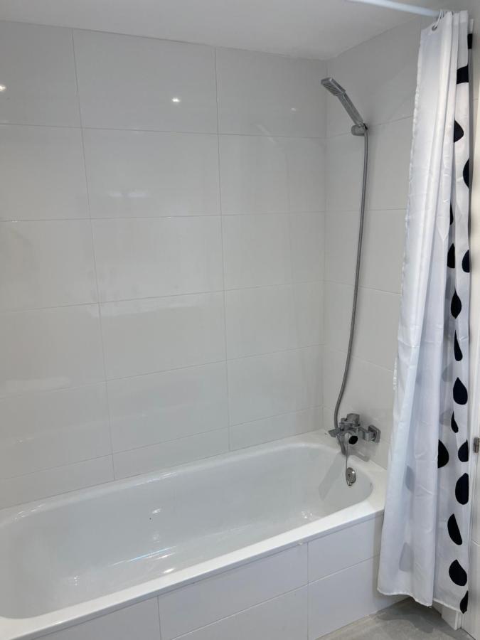 Apartamento 3-bedroom + Crib - Perfect For The Family Estepona