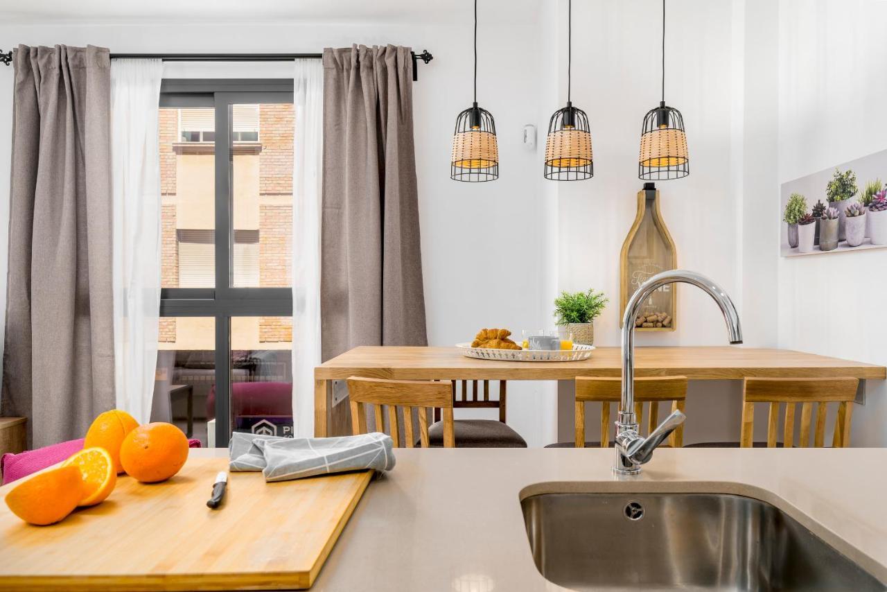 Apartamento Deluxe Con Piscina, Terraza & Parking Málaga
