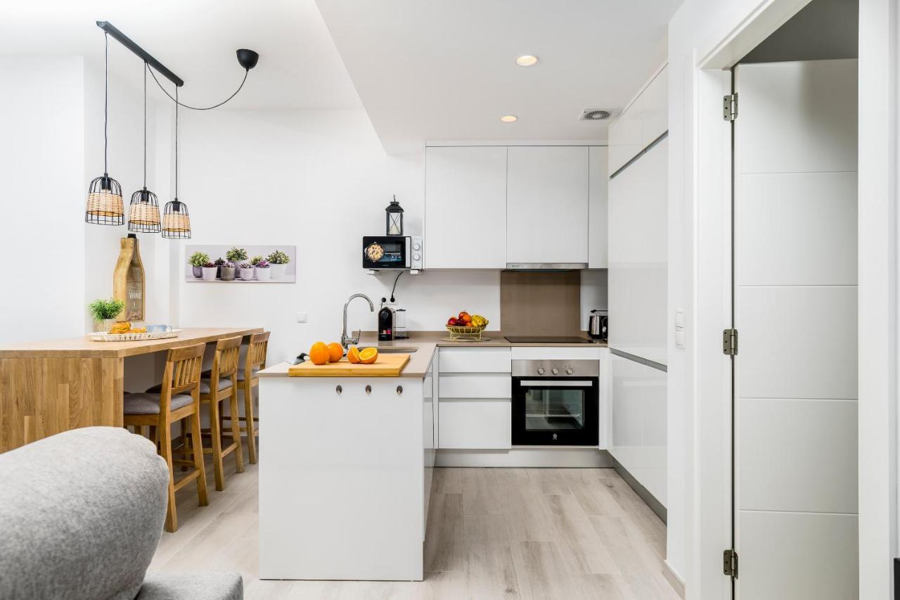 Apartamento Deluxe Con Piscina, Terraza & Parking