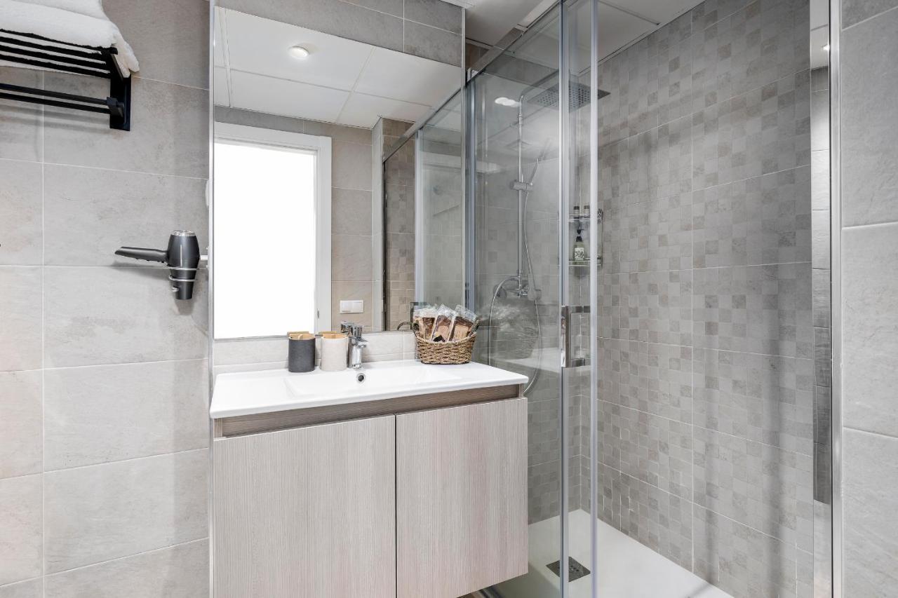 Apartamento Deluxe Con Piscina, Terraza & Parking *
