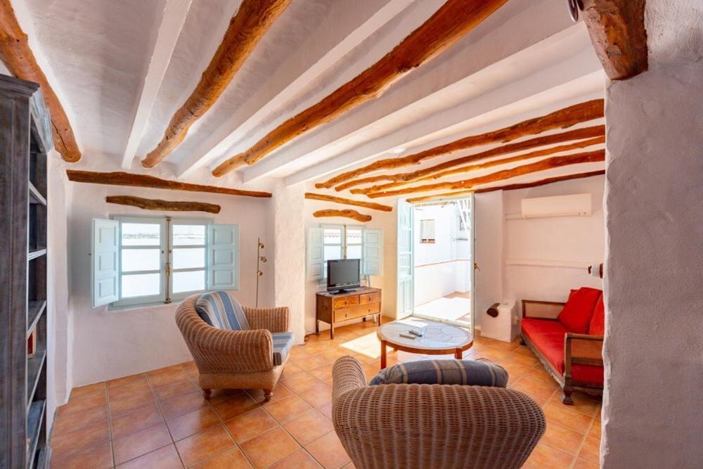 Casa Bonita Orgiva. Holiday home Orgiva