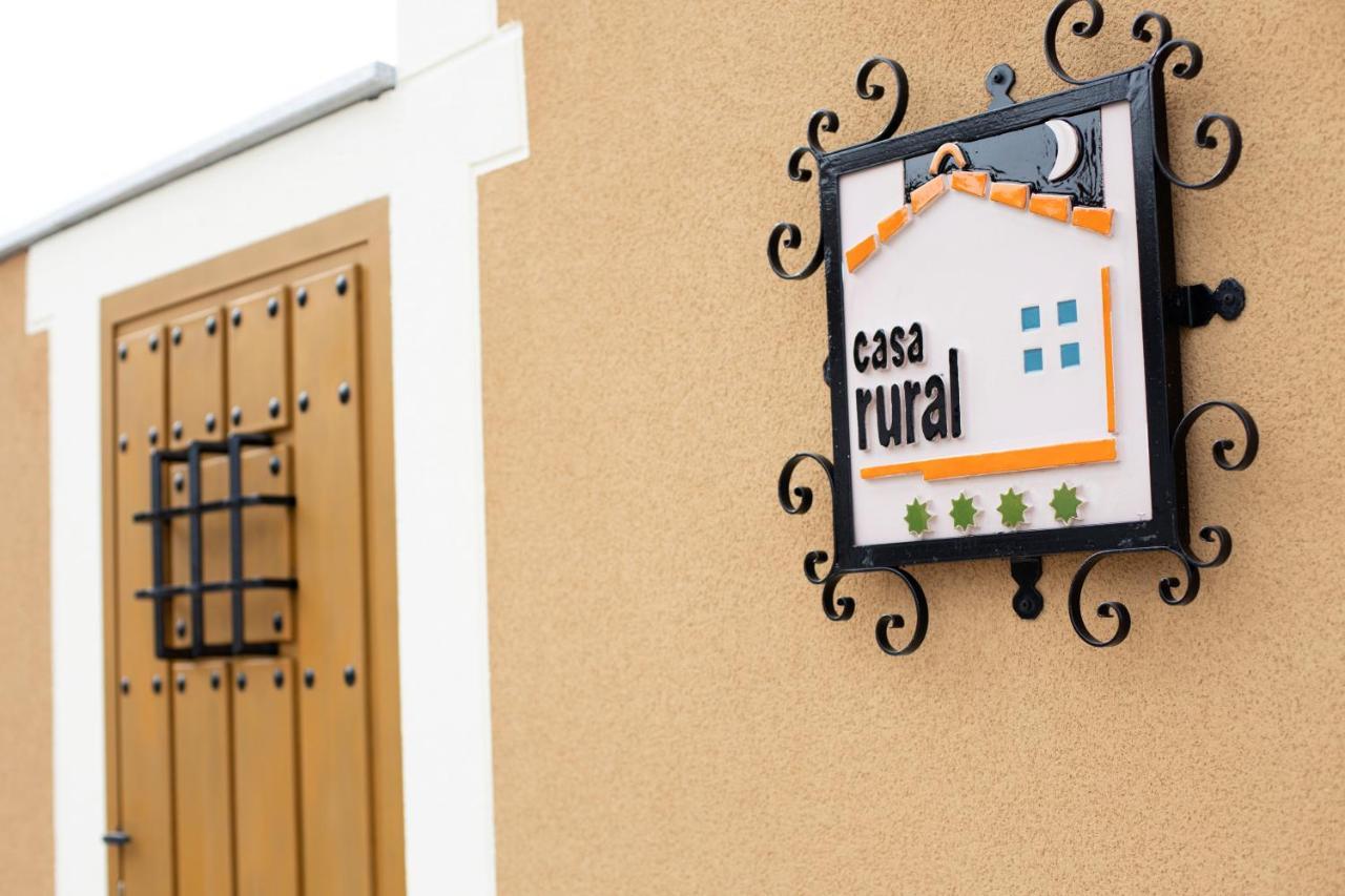 La Casa De Los Bisa * Sanchidrian