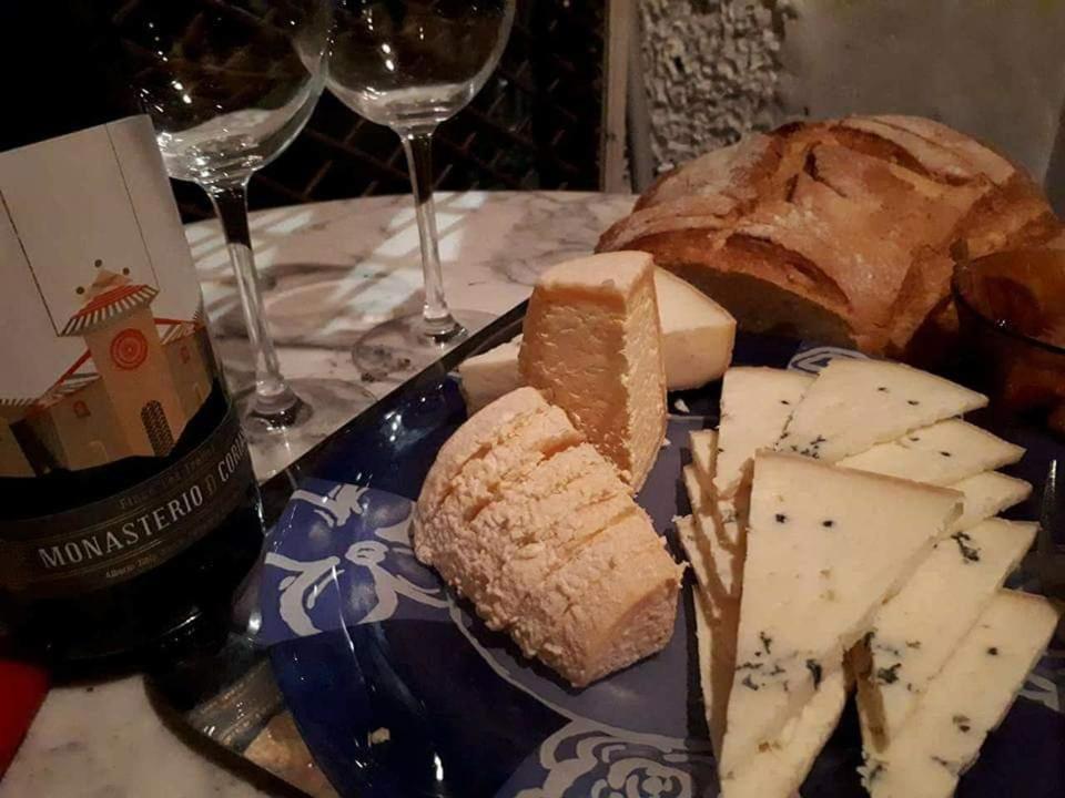 La Cuevona De Casa rural *