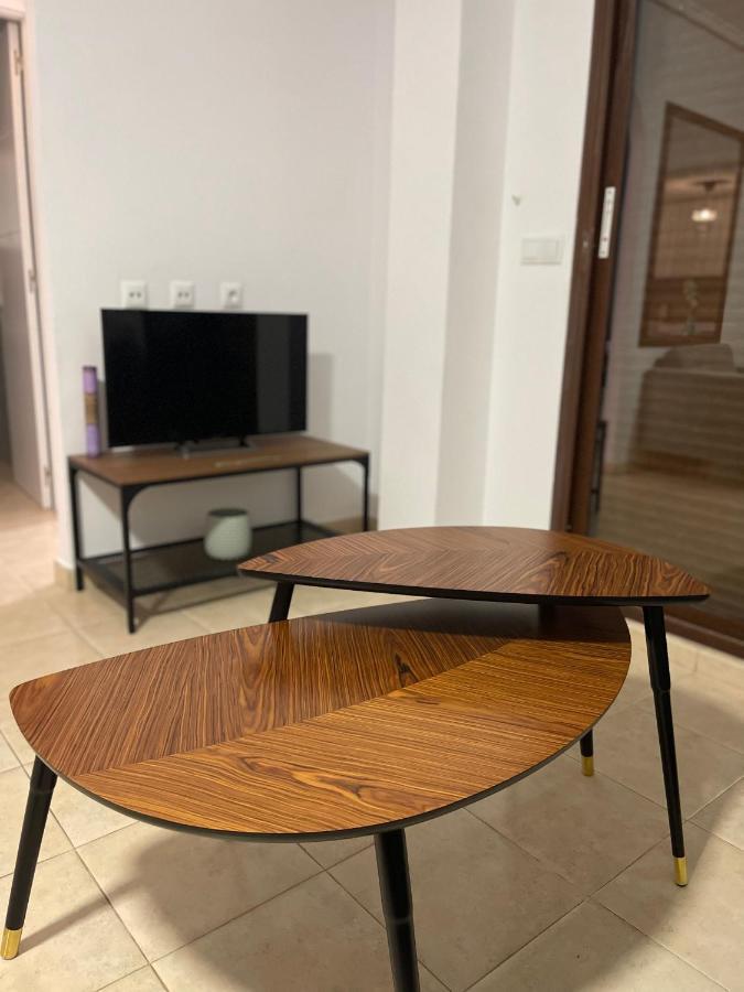 Three Bedroom With Pool In Torrevieja