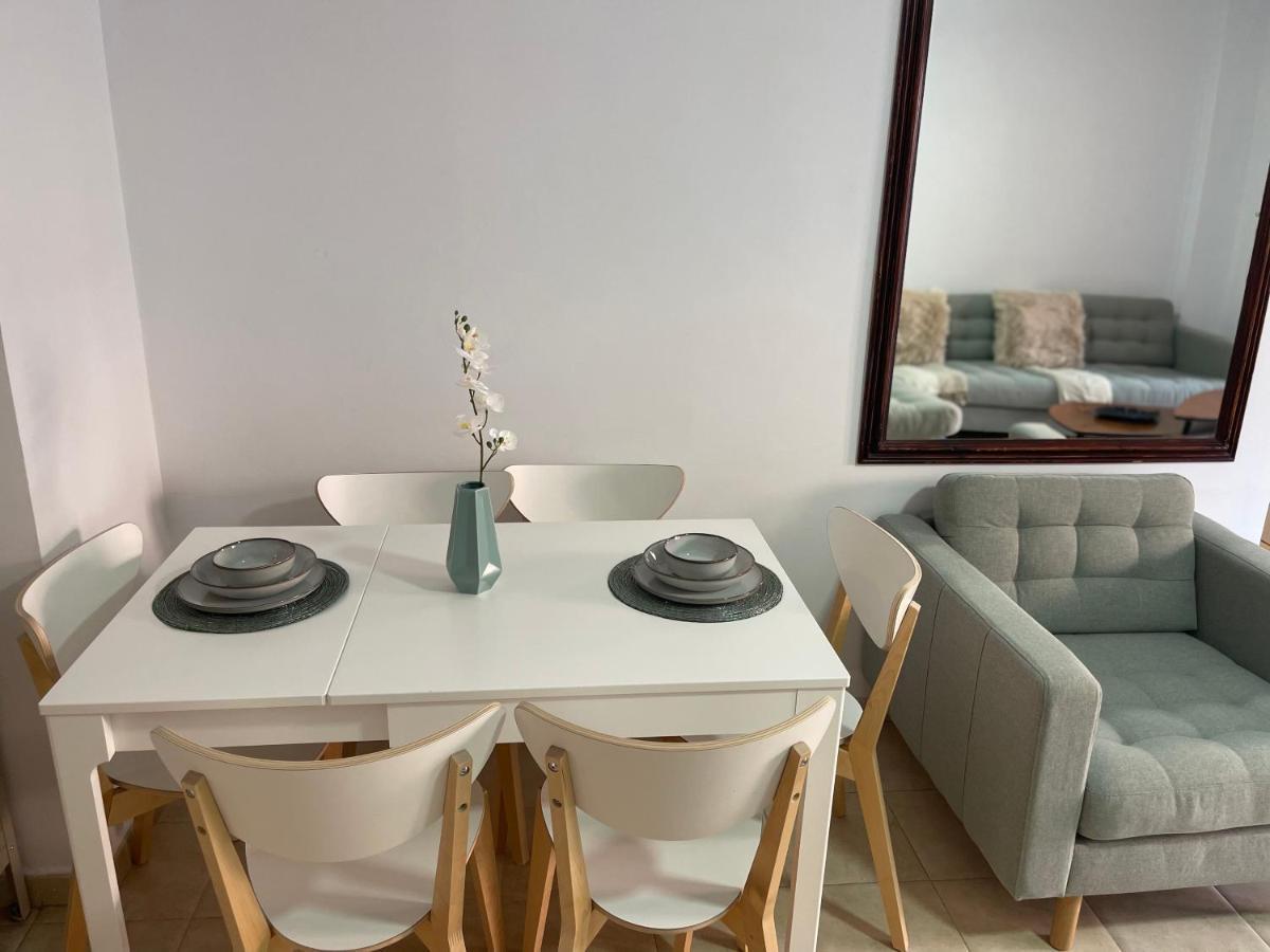 Apartment Three Bedroom With Pool In
