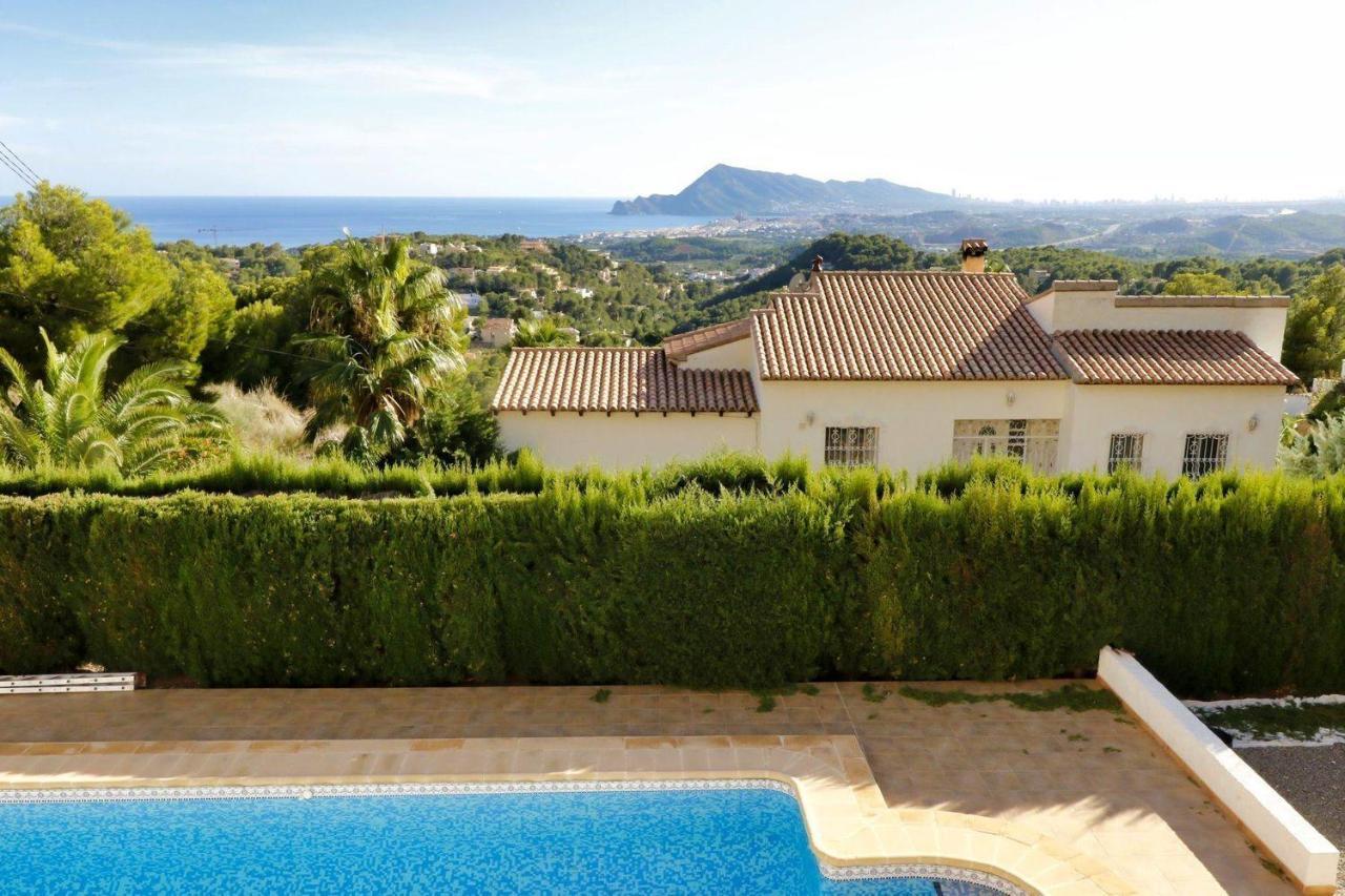 Chalet Large With Private Pool