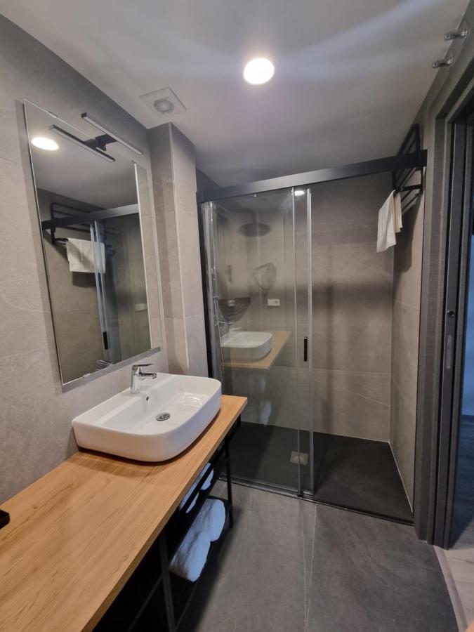 Kabialde Apartamentuak Apartahotel Zarautz