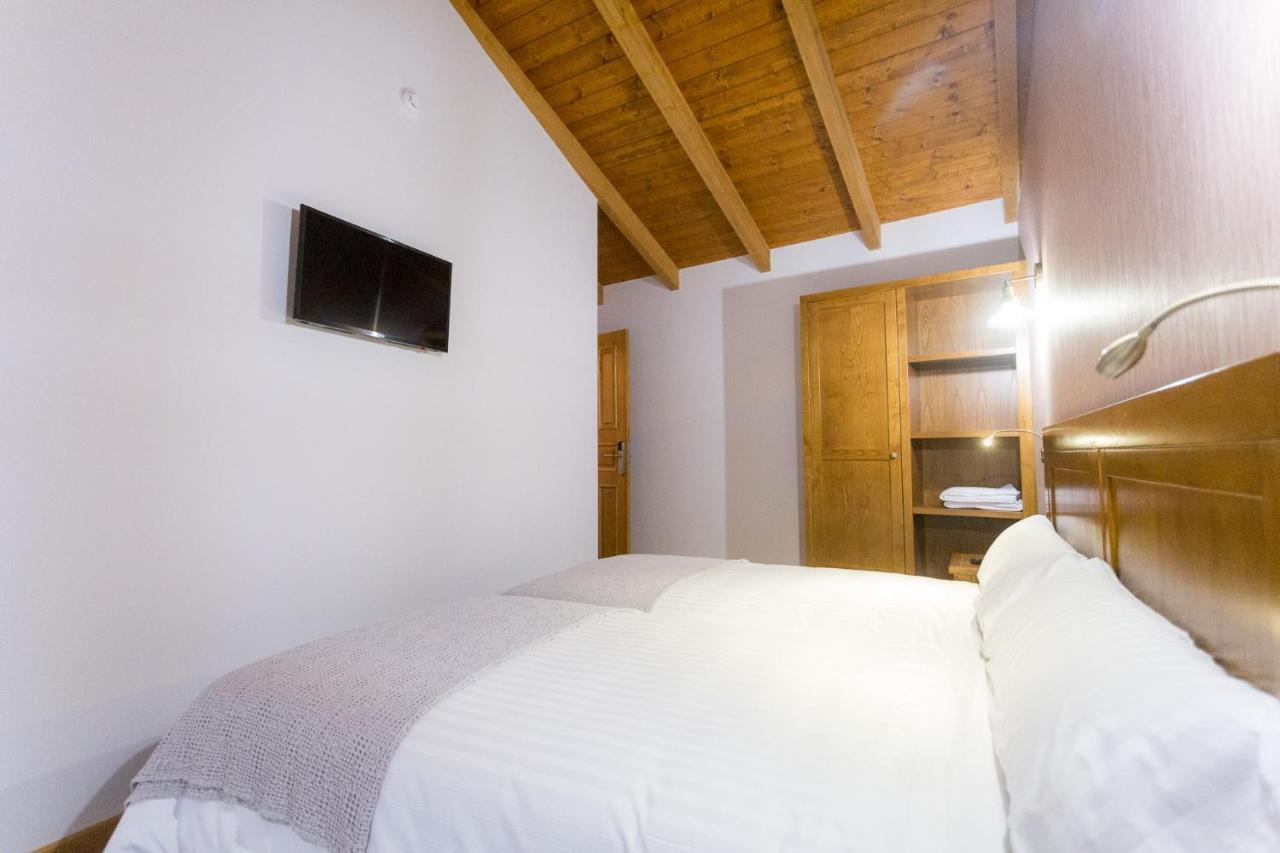 Casa Da Ponte De Penas * Melide