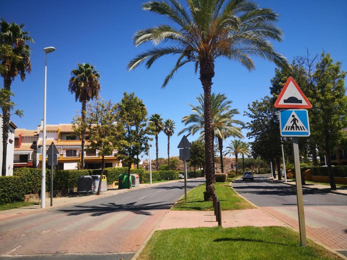 Marina Esuri Golf Y Playa Apartamento *