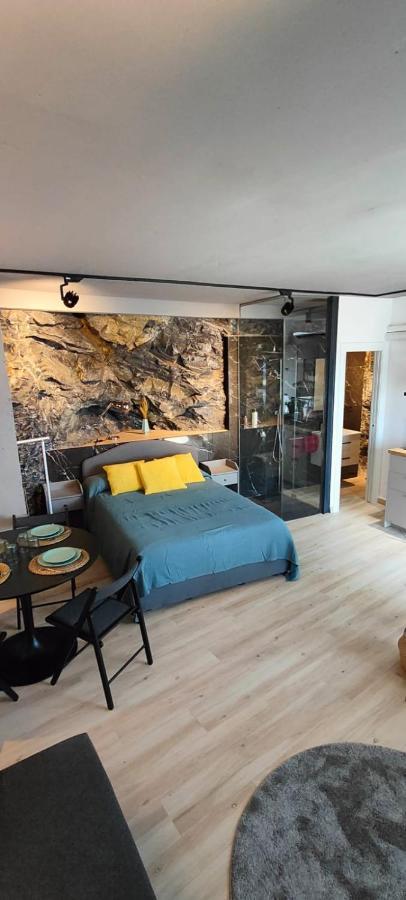Victoria Loft * Castell de Ferro