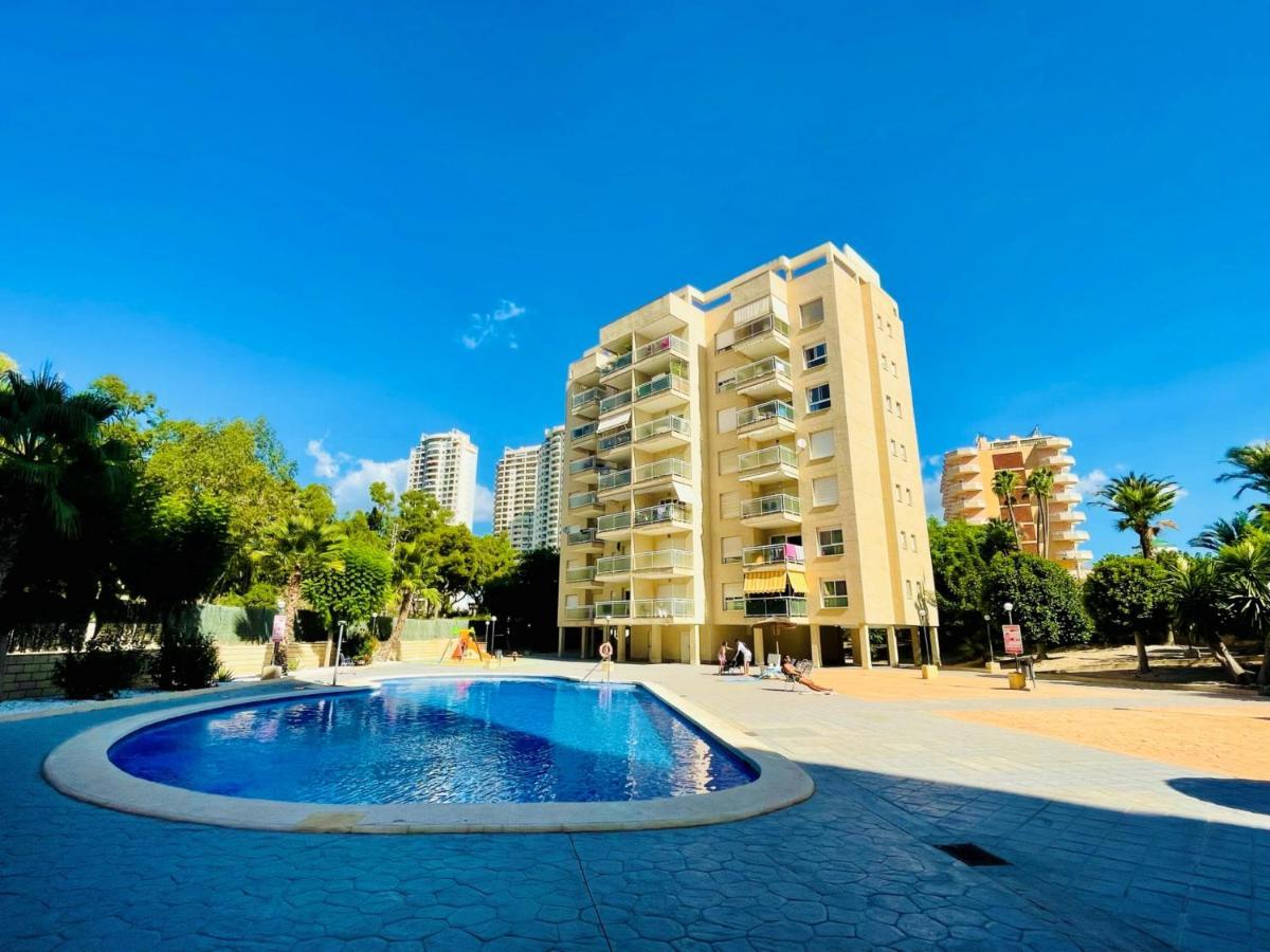 A982 - - 2004 Apartamento Finestrat