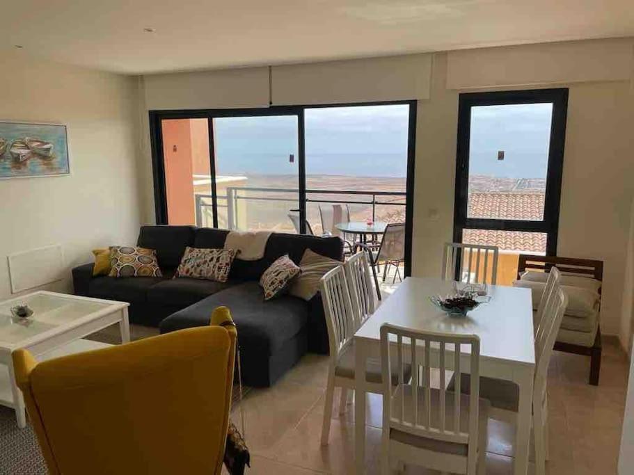 Apartamento Vivienda Adosada En Castillo, *
