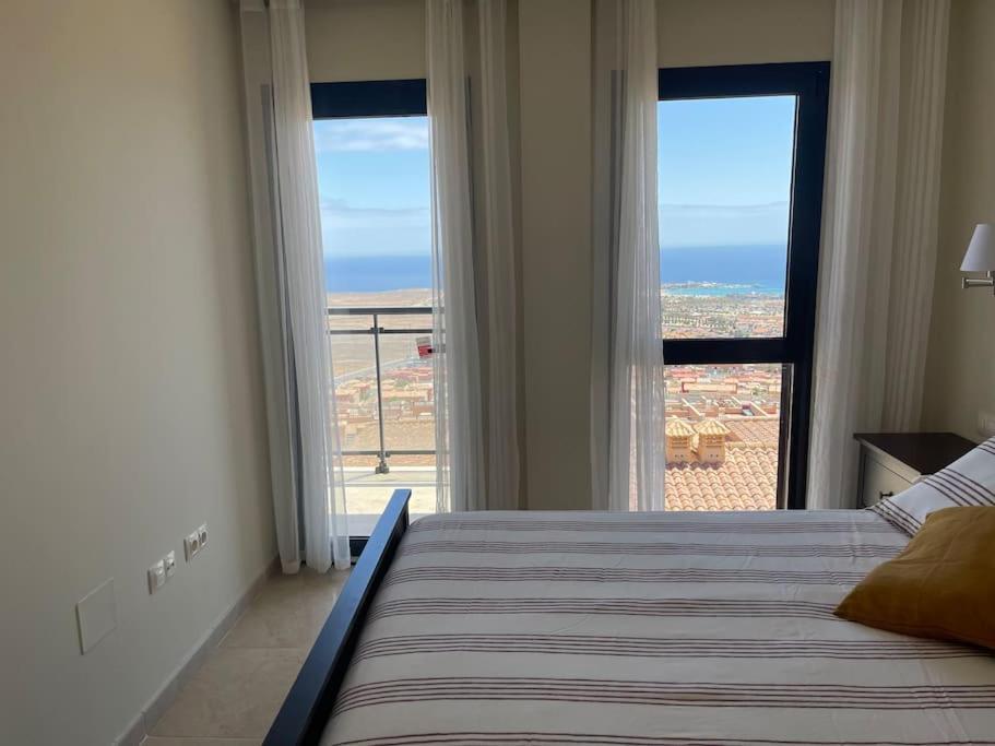 Vivienda Adosada En Castillo, Apartamento *