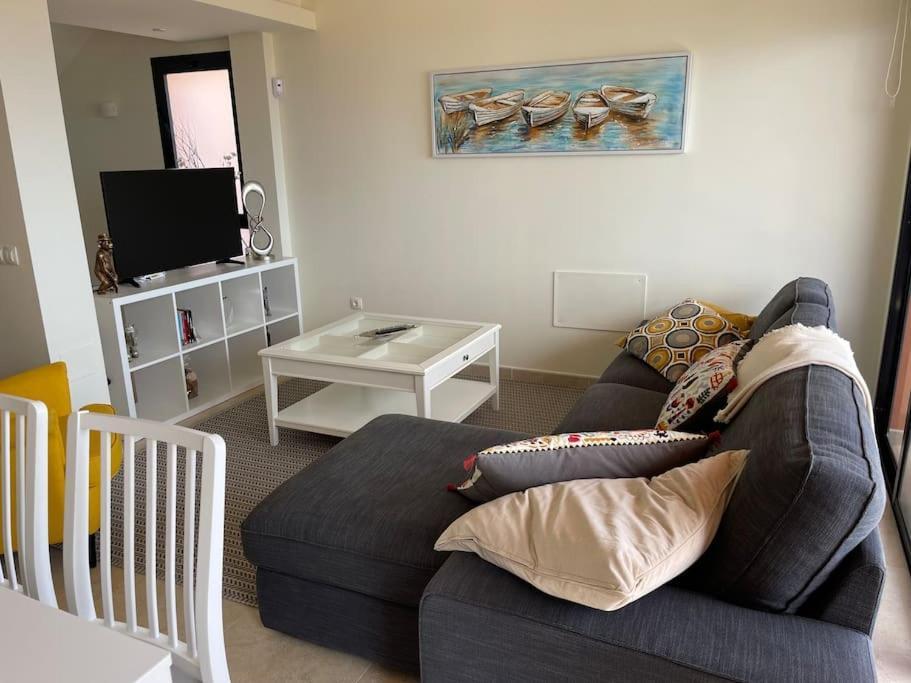 Apartamento Vivienda Adosada En Castillo,