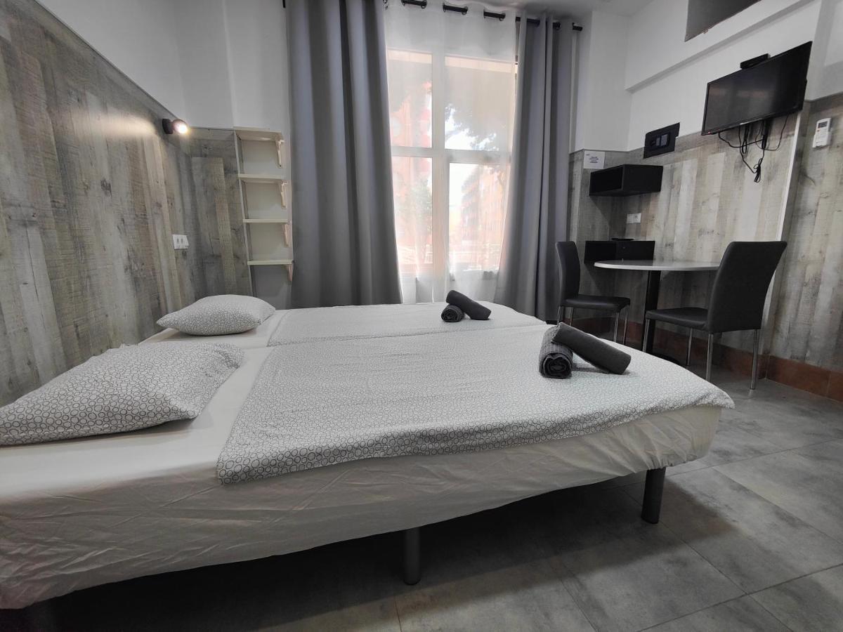 ріаza Lfach Guest house *