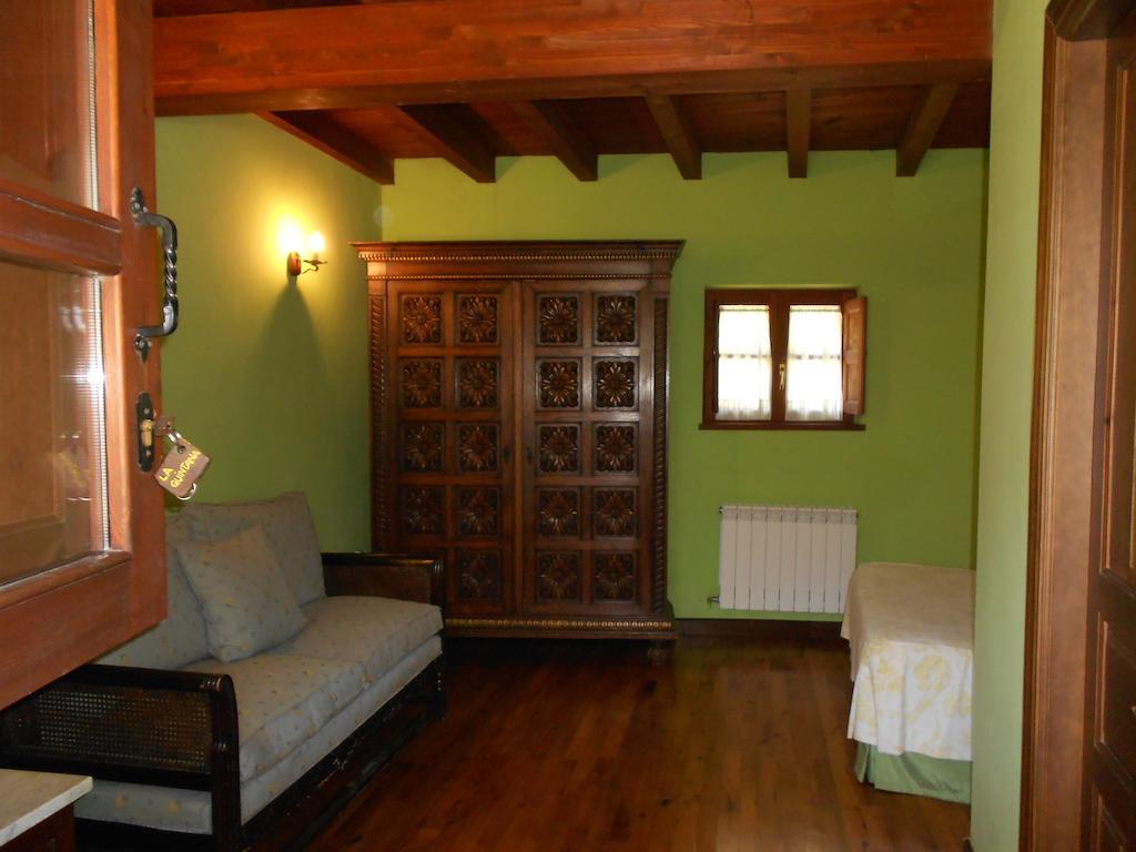 La Gloria Del Sueve Guest house *