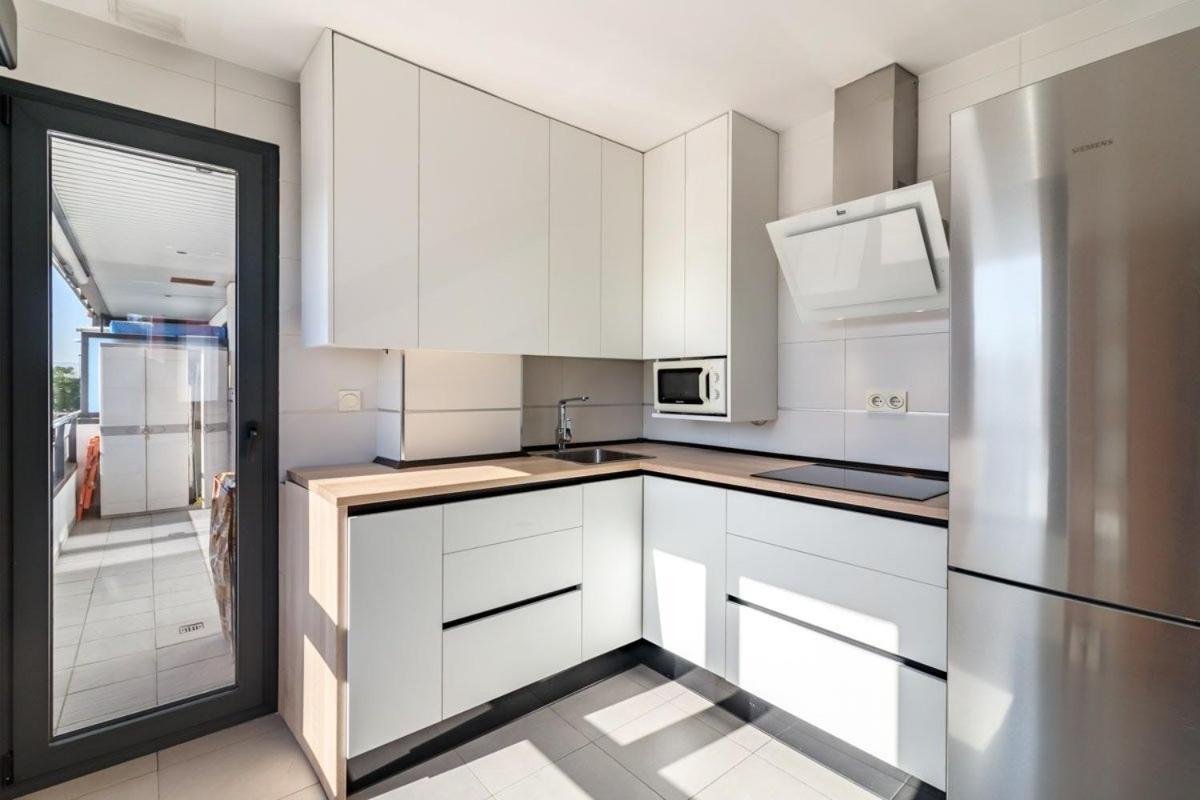 Apartamento Enjoygranada Lujo Piscina Y Parking Granada