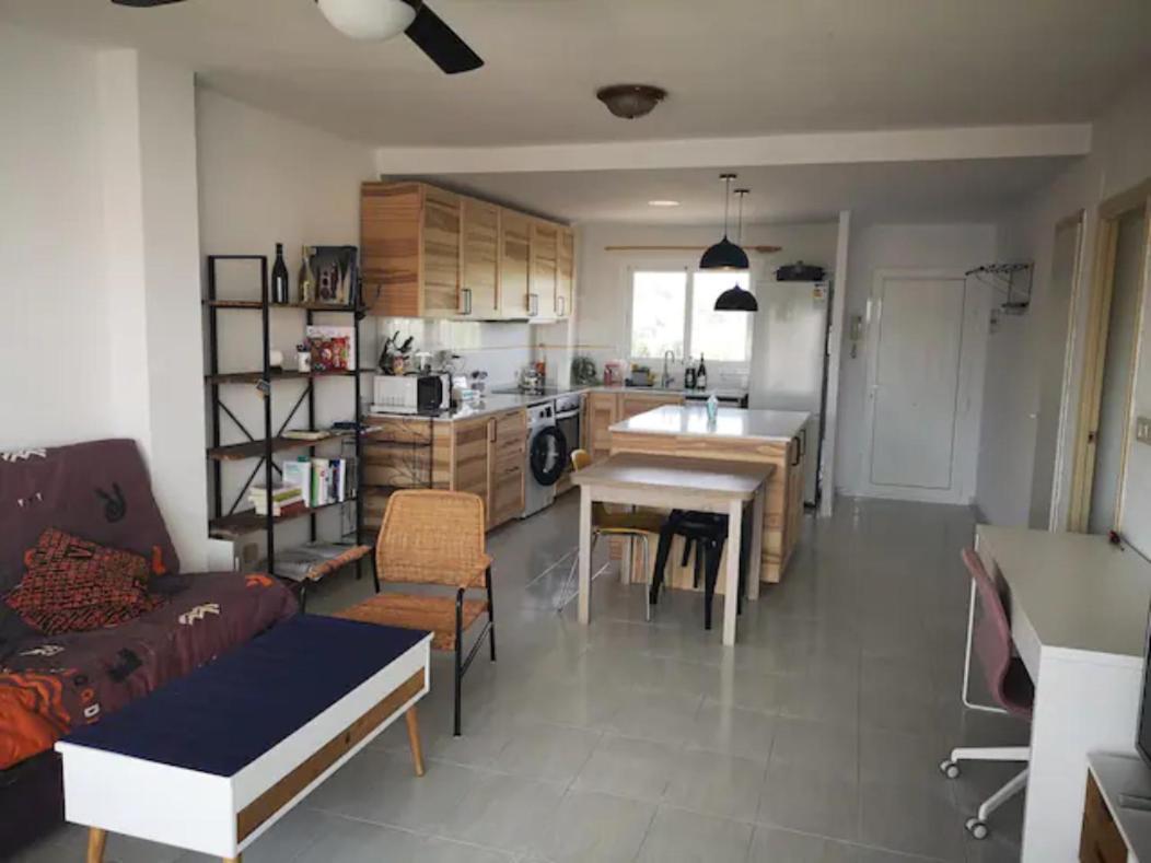 Casa En Urb. Con La Piscina Más Grande De Jávea.