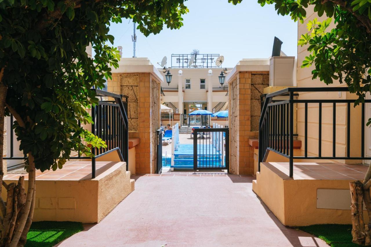 Amazing Renovated Pool View Apartment, 2 Min To Fañabe Apartamento *