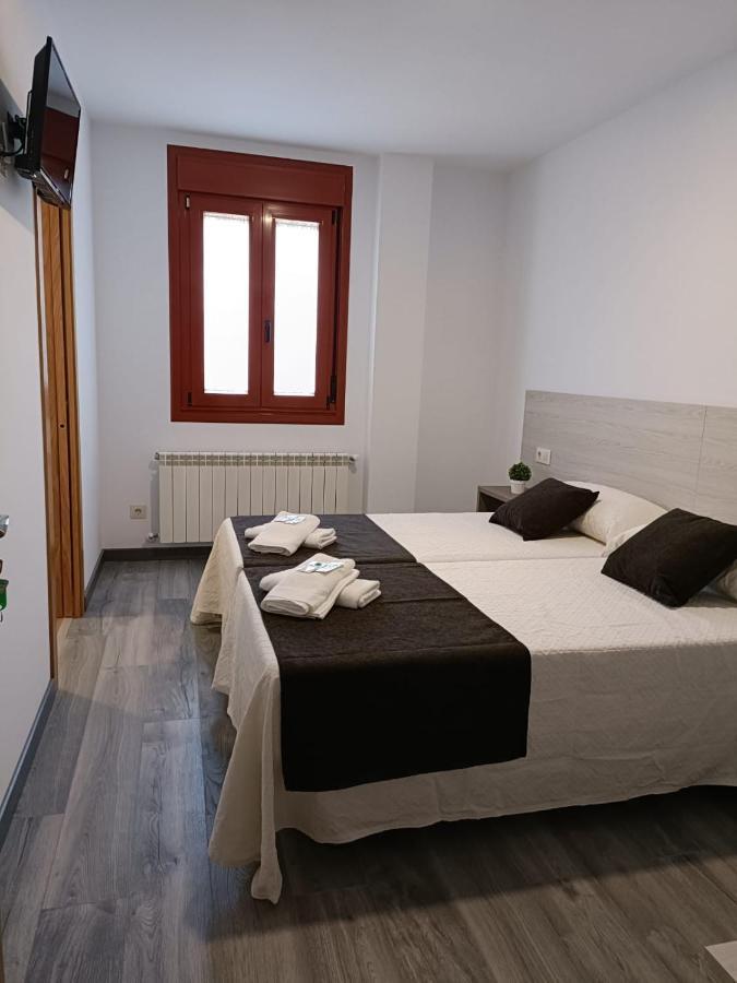 Mirador De Ribadiso Hostel