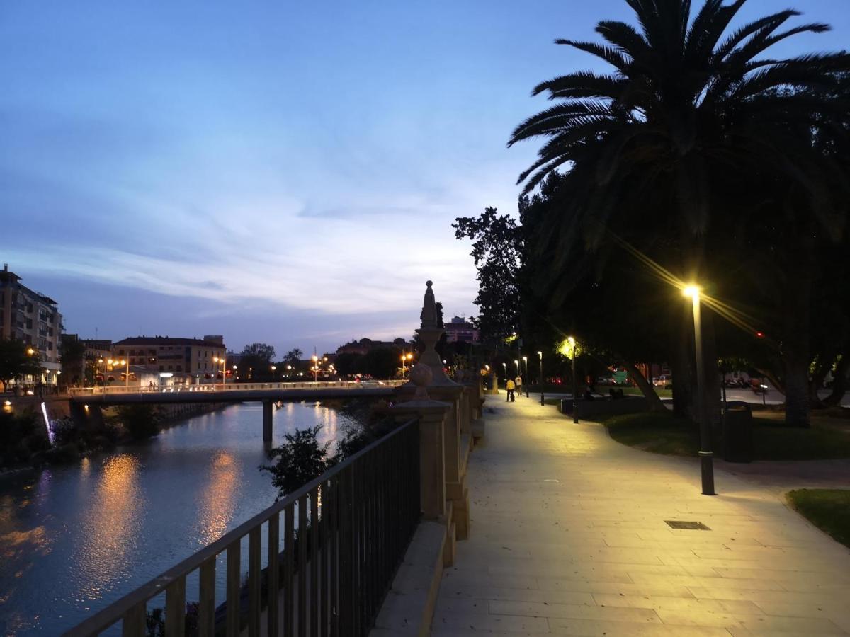 C. Del Mar - De Luxe Centrum Apartamento