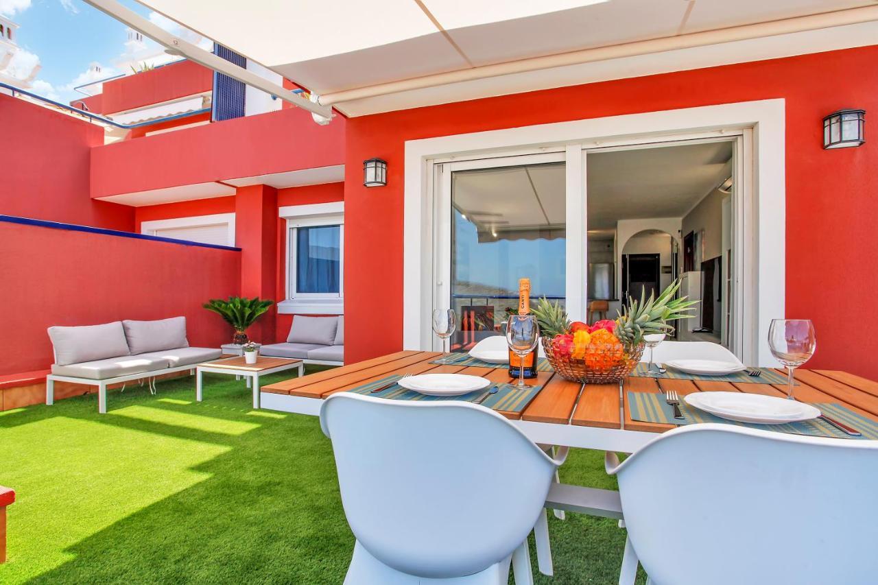 Apartment Wonderful View, Huge Terrace Solarium, Private Parking Costa Adeje (Tenerife)