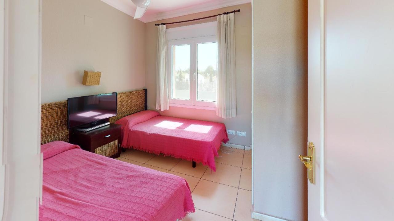 Y Villas Nova Golf Apartamento *