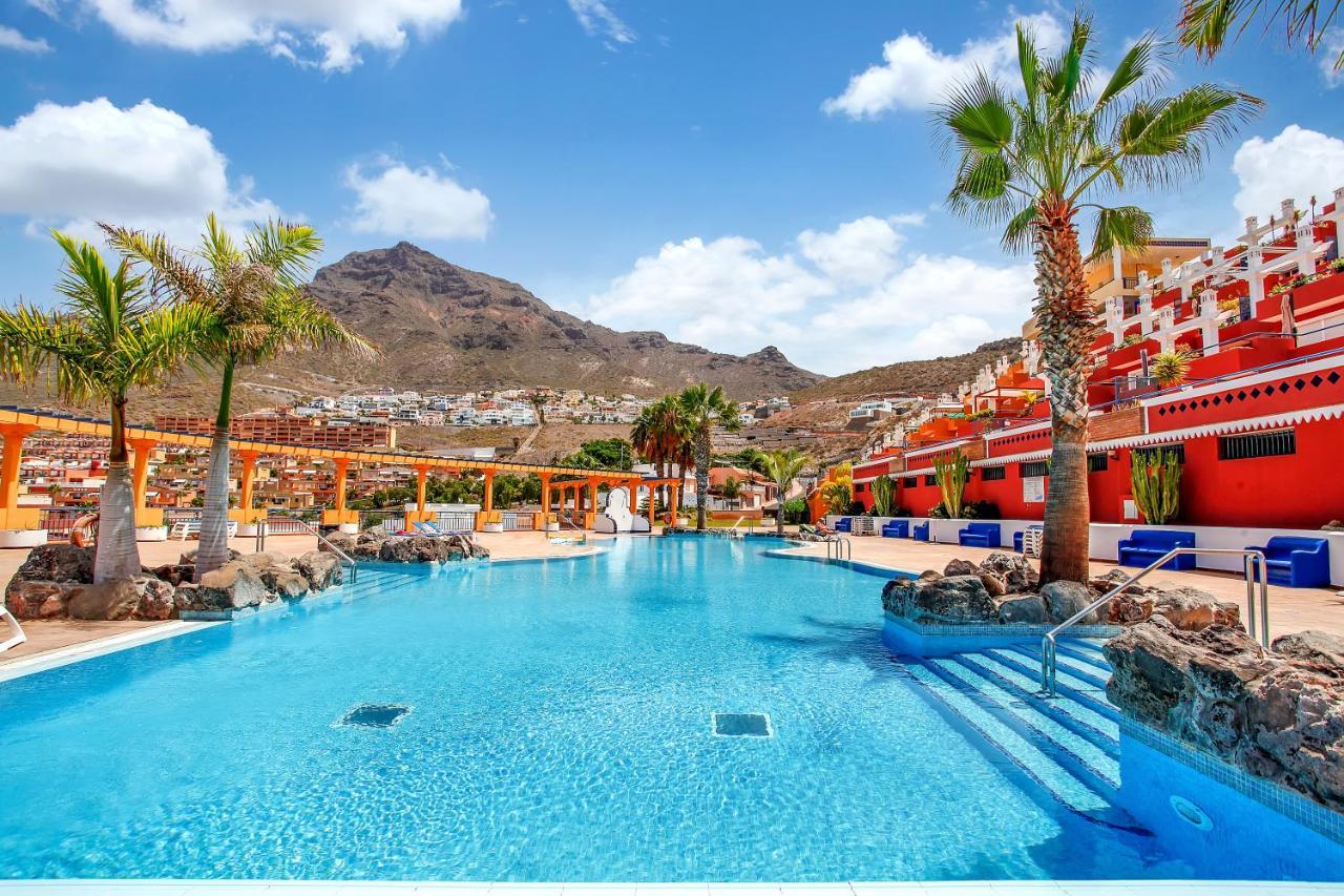 Apartment Wonderful View, Huge Terrace Solarium, Private Parking Costa Adeje (Tenerife)