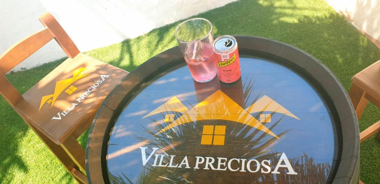 Preciosa Piscina Climatizada
