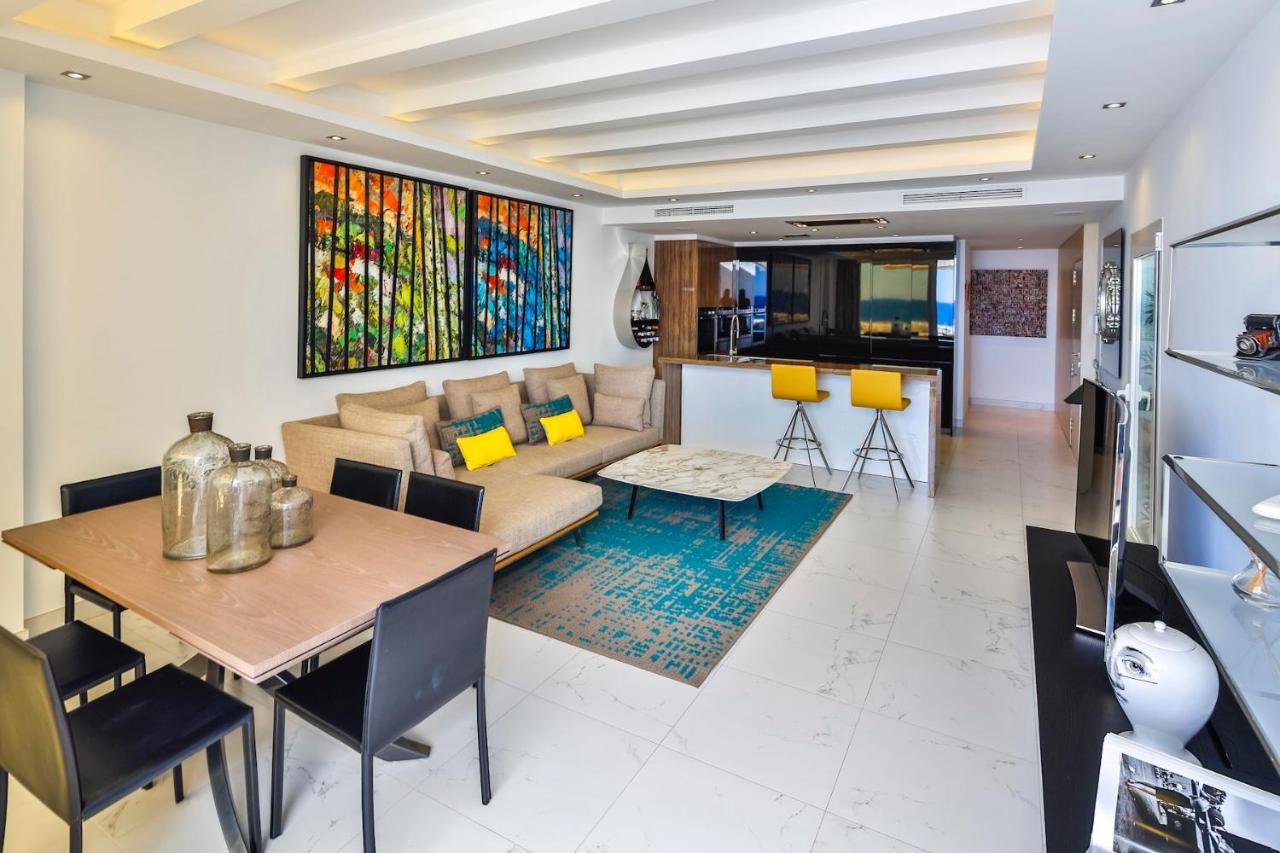 306 -luxury Selection- Puerto Banus Front Line Penthouse *
