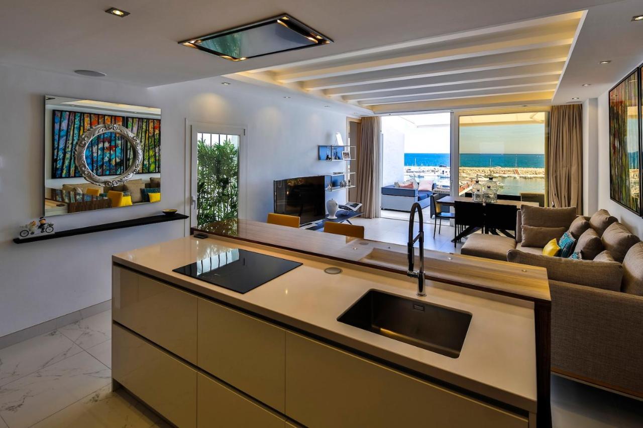 306 -luxury Selection- Puerto Banus Front Line Penthouse Apartment *