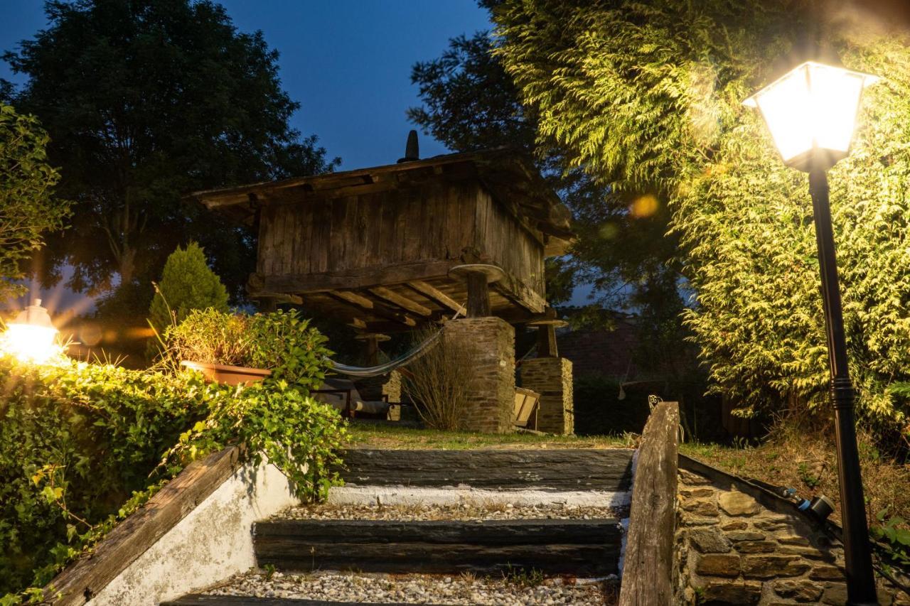 Complejo Rural Lar De Vies Country house