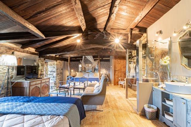Complejo Rural Lar De Vies Country house *