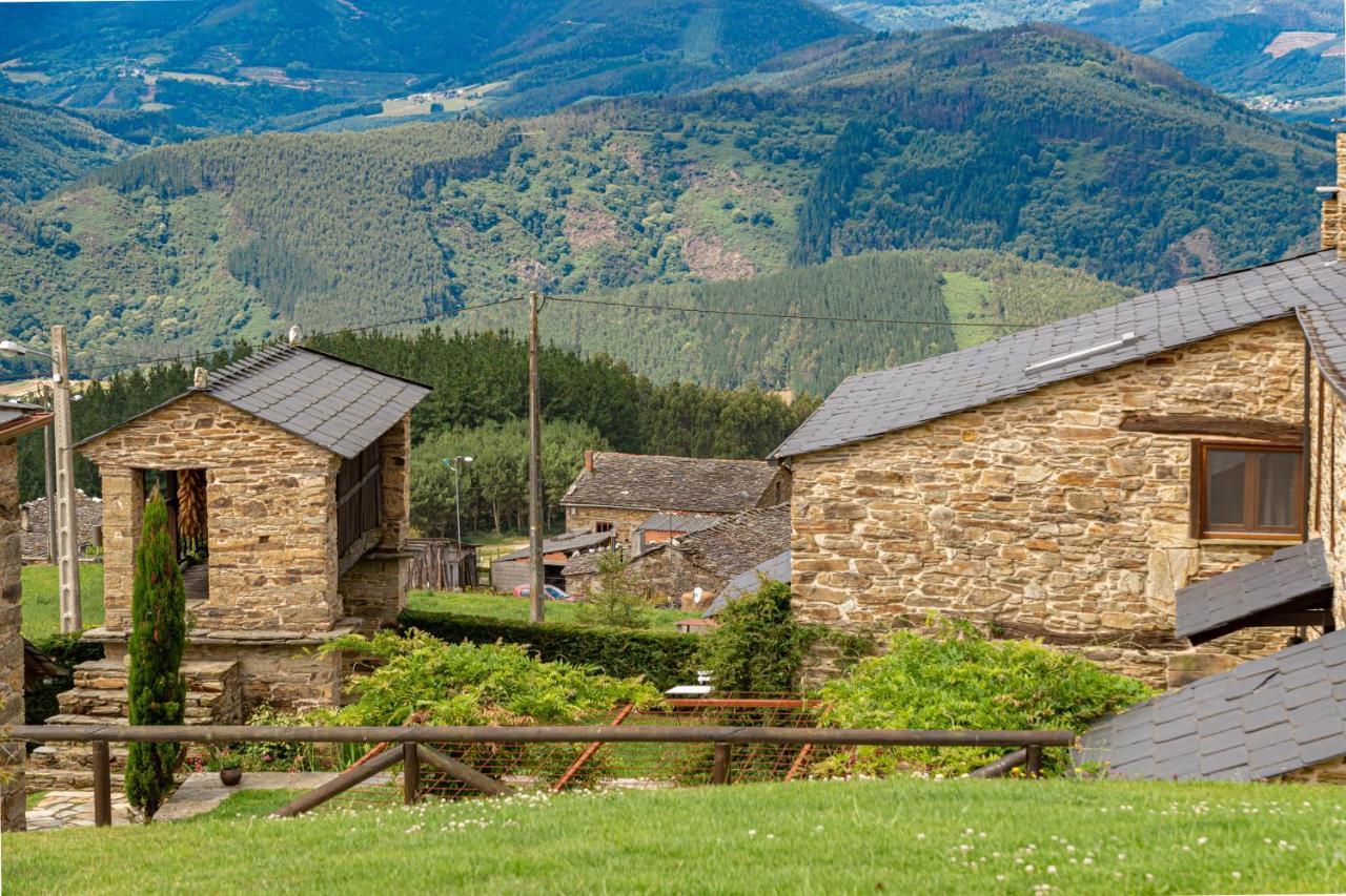 Complejo Rural Lar De Vies A Pontenova