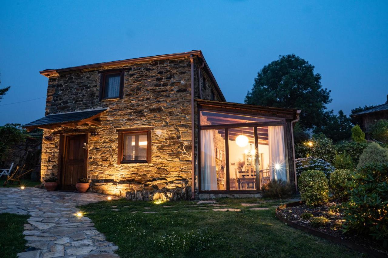 Complejo Rural Lar De Vies Country house